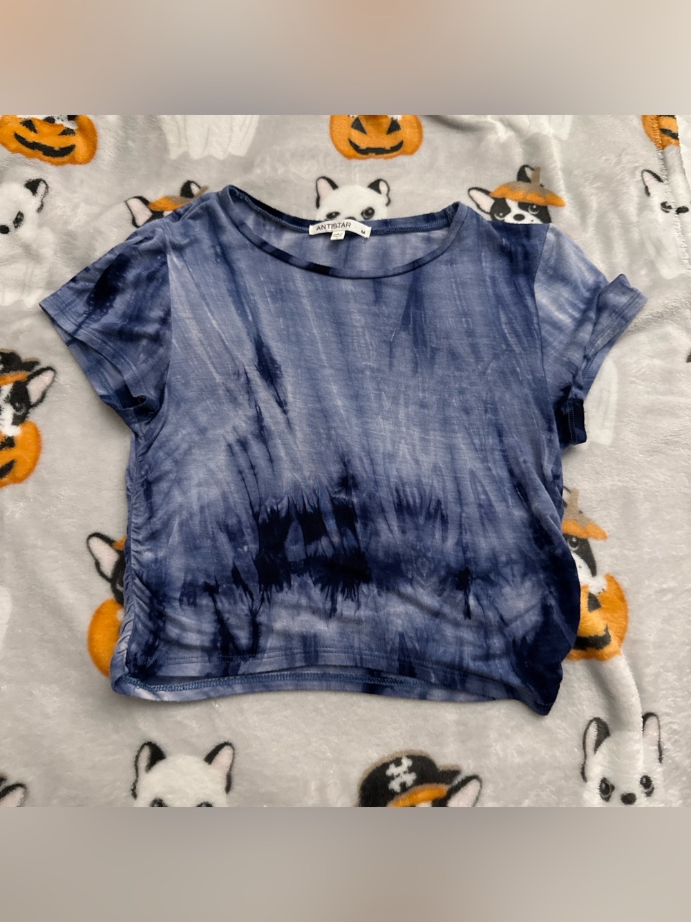 ANTHRAX Blue Tie-Dye Cropped Short Sleeve Top